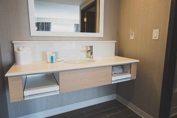 Hotel Hampton Inn & Suites By Hilton Bolton