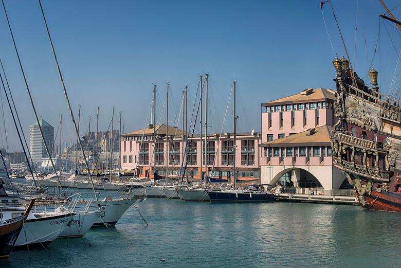 Hotel NH Marina