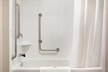 Hotel Days Inn And Suites Lindsay