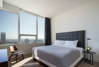 Apartamentos Level Furnished Living