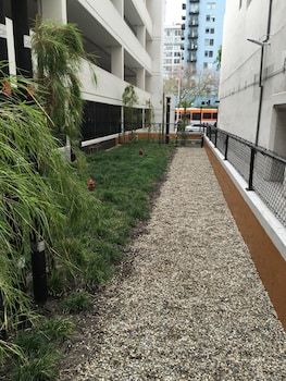 Apartamentos Level Furnished Living