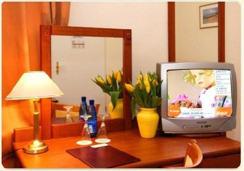Hotel - Pension Savoy