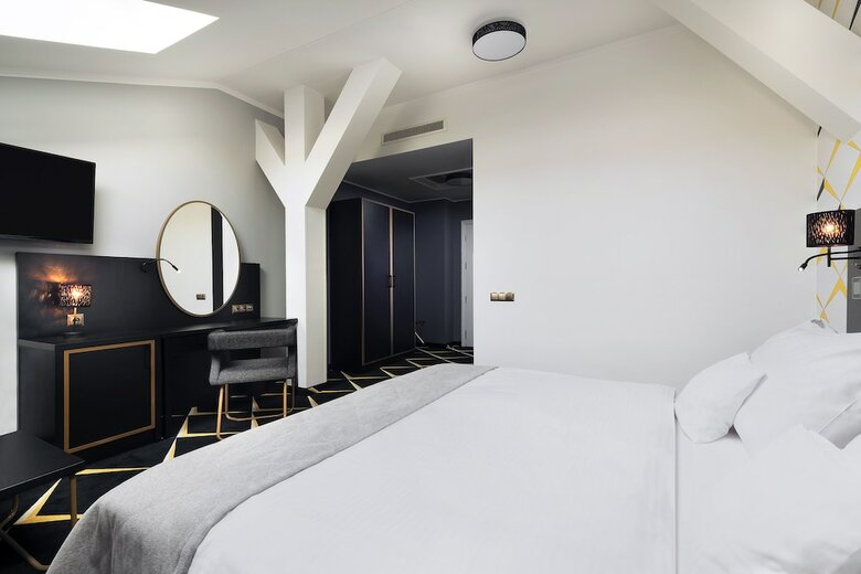 Ibb Grand Hotel Lublinianka