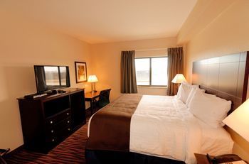 Hotel Boulders Inn & Suites Oak Ridge