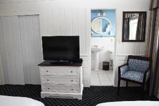 Posada Coonamessett Inn