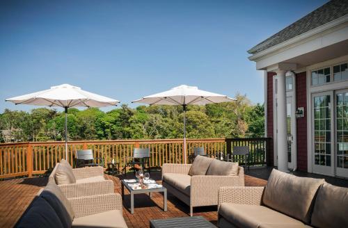 Posada Coonamessett Inn
