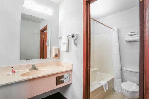 Hotel Travelodge Deer Lodge Montana
