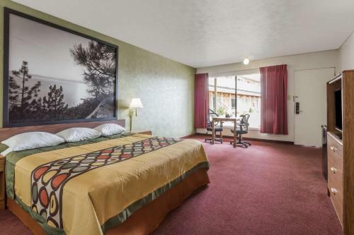 Hotel Super 8 By Wyndham Wells