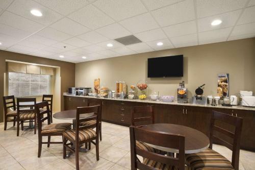 Hotel Microtel Inn & Suites By Wyndham Cambridge