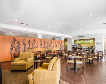 Hotel Mainstay Suites