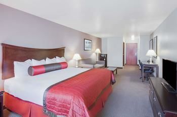 Hotel Baymont Inn And Suites, Wheeler, Tx