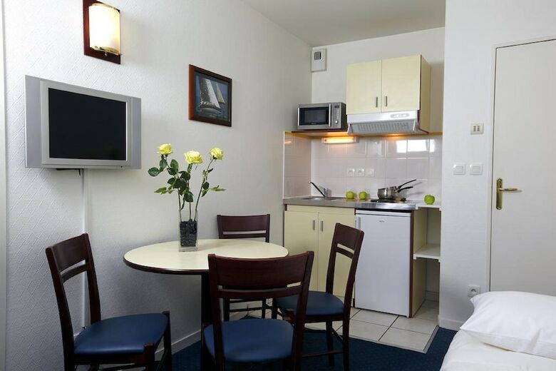 Hotel Appart�city Nantes Chateau