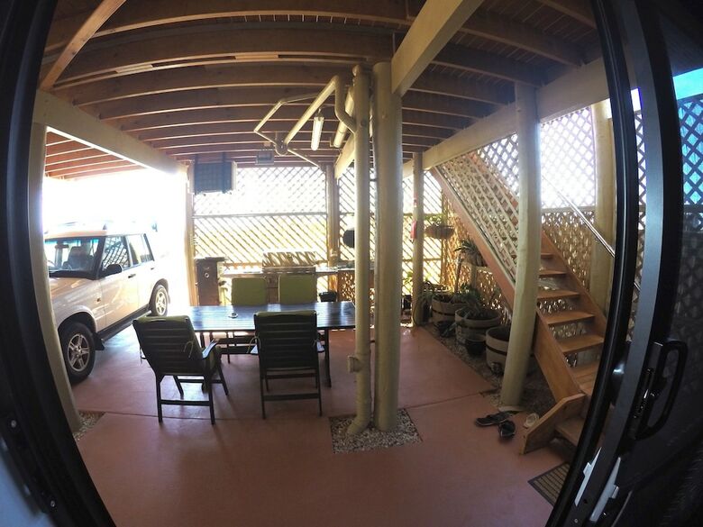 Bed & Breakfast On The Deck @ Shark Bay