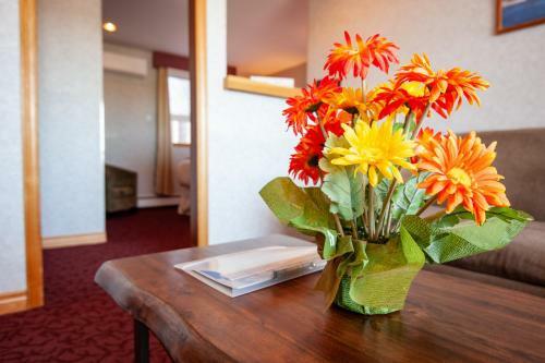 Hotel Dutch Inn