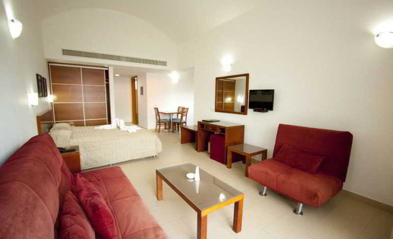 Hotel Theo Sunset Bay Holiday Village