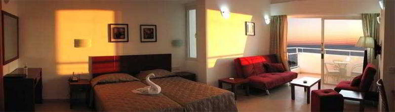 Hotel Theo Sunset Bay Holiday Village