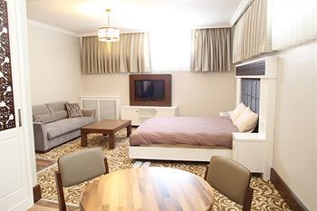 Hotel K Suites Otel
