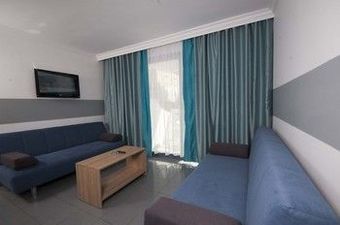 Blue Palace Hotel & Family