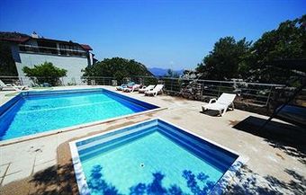 Zeus Kumlub�k Hotel