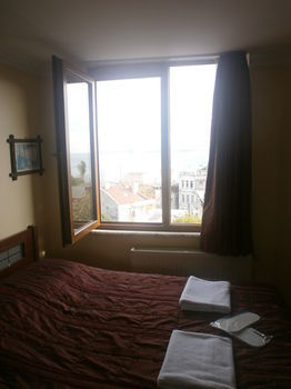 Emre Hotel