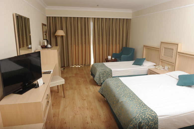 Utopia World Hotel