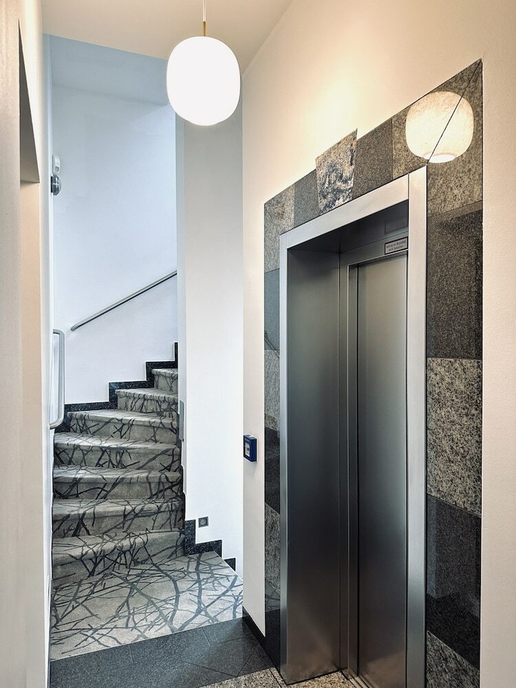 Avidon Art & Design Hotel