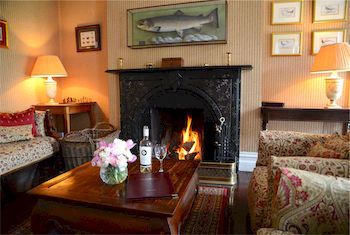 Delphi Lodge Hotel