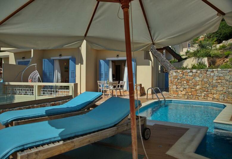 Alonissos Beach Bungalows & Suites Hotel