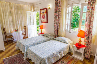 Bed & Breakfast Les Chambres D'hotes De La Villa Cayol