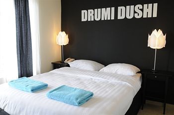 Hotel Dolphin Suites