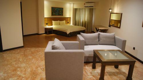 Kemena Plaza Hotel