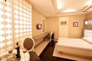 Hotel Victoria Court Balintawak