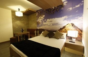 Hotel Victoria Court Balintawak