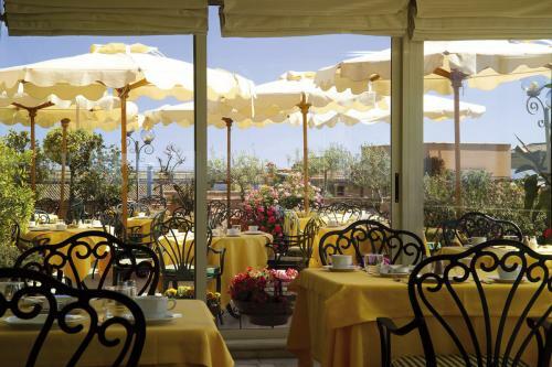 Hotel Marcella Royal