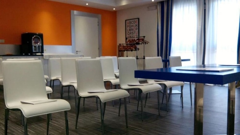 Hotel Express By Holiday Inn Rome East