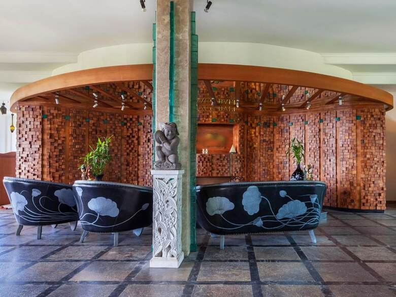 Hotel Dreamland Luxury Villas And S