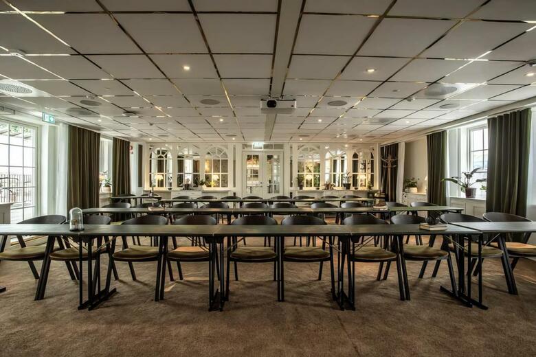 Hotel Mornington