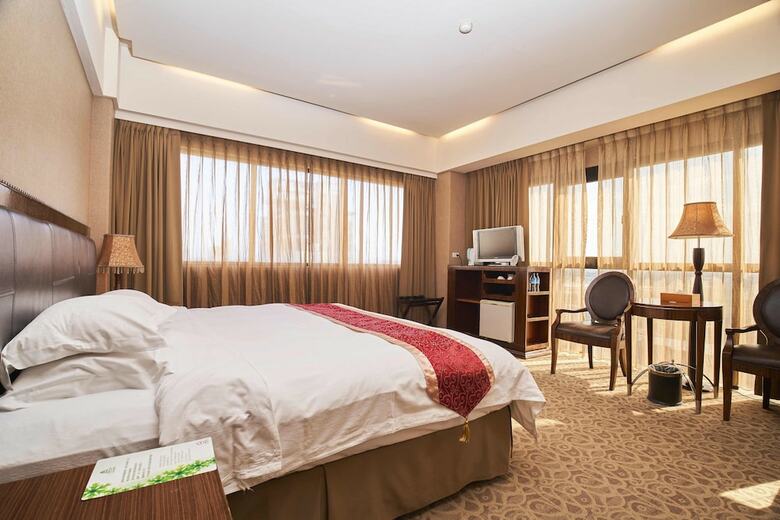 Resort One Hotel