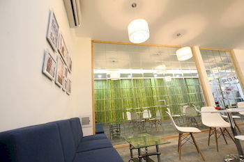 Pha Le Hotel