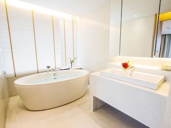 Aparthotel Balcony Seaside Serviced Apartments