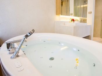 Aparthotel Balcony Seaside Serviced Apartments