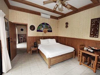 Hotel Getaway Resort Lake Mabprachan Thailand