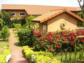 Apartamento Baan Pictory Garden Resort