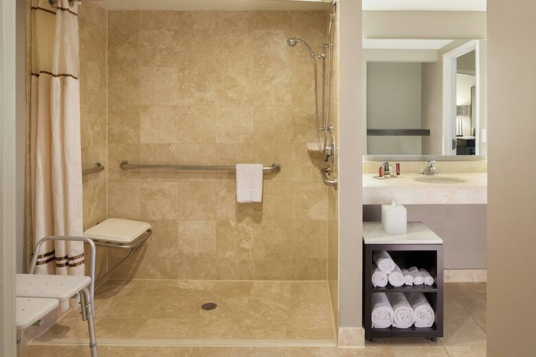 Hotel Dallas Marriott Suites Market Center