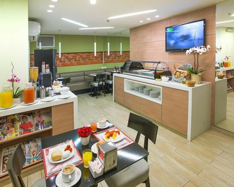 Hotel Armon Hayarkon
