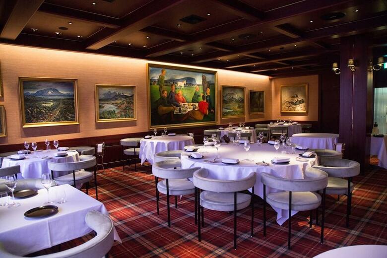 Hotel Holt