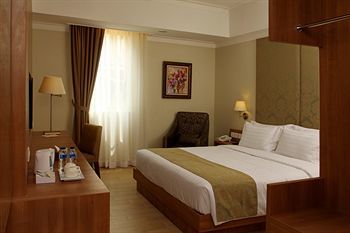 Hotel Aziza Solo
