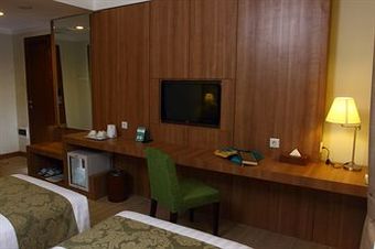 Hotel Aziza Solo