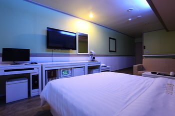 Ks Hotel