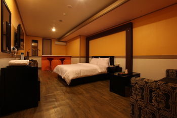 Ks Hotel